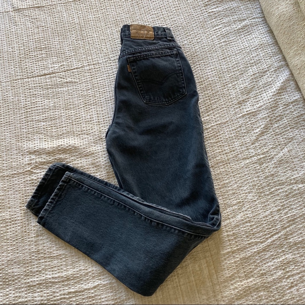 ❌SOLD❌Vtg Levis 901 High Waisted Tapered Jeans 26” - Picture 3 of 9